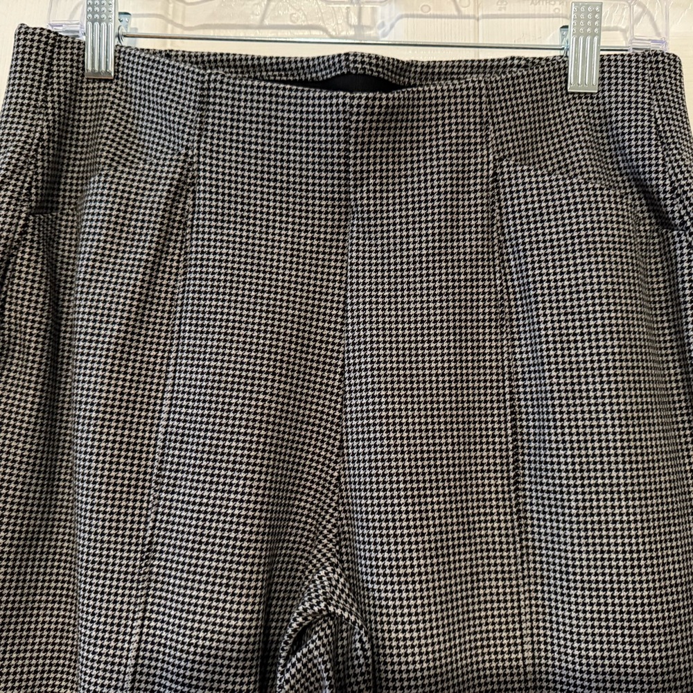 Old Navy Black and White Houndstooth Pants